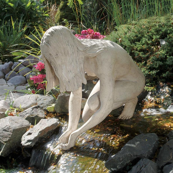 Design Toscano Lady of the Lake Direct Lifecasted Garden Statue